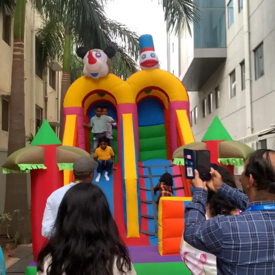 Bouncing castle 02.webp